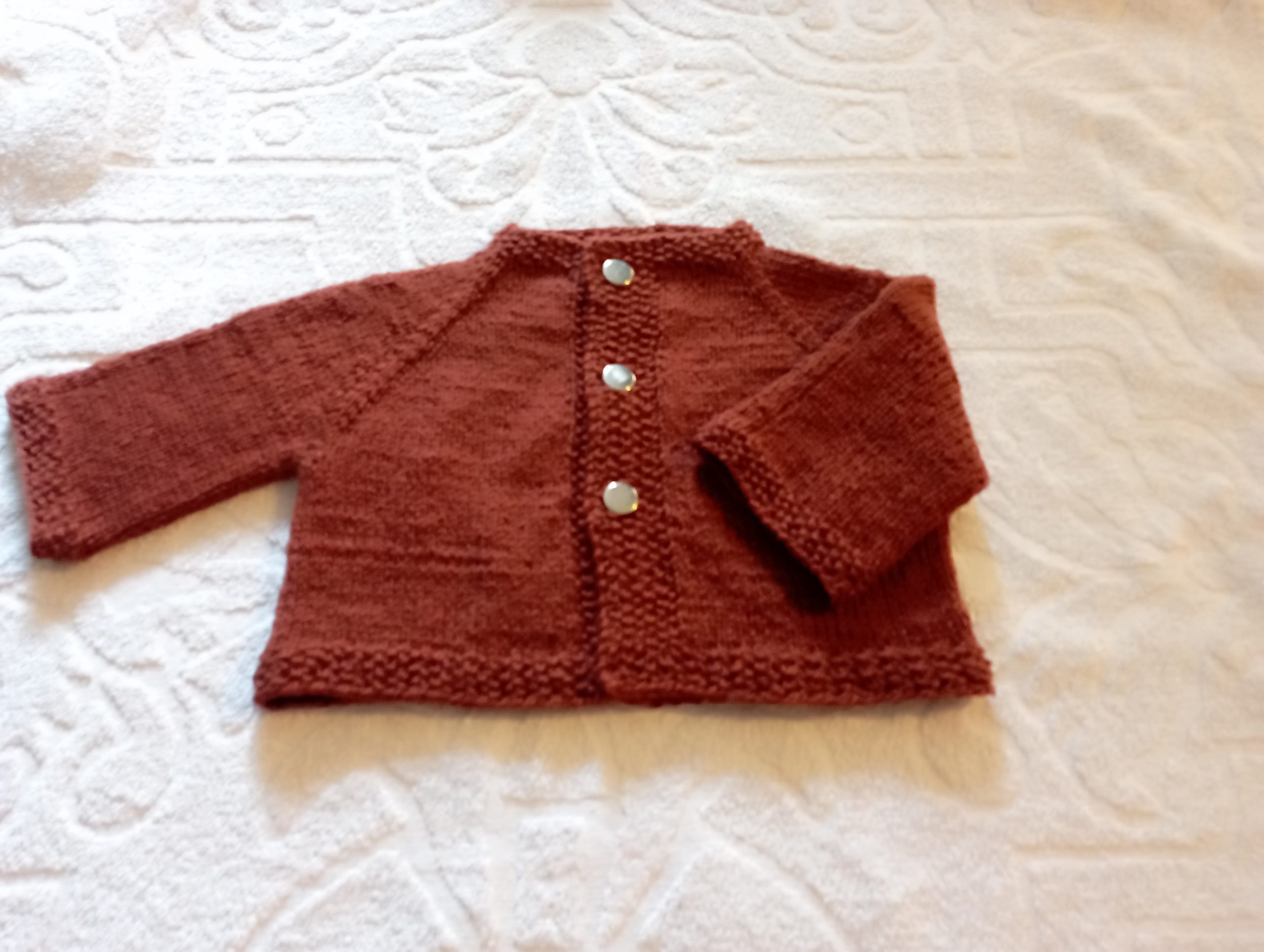 vue manche pliée du Duo Spring Cardigan terminé